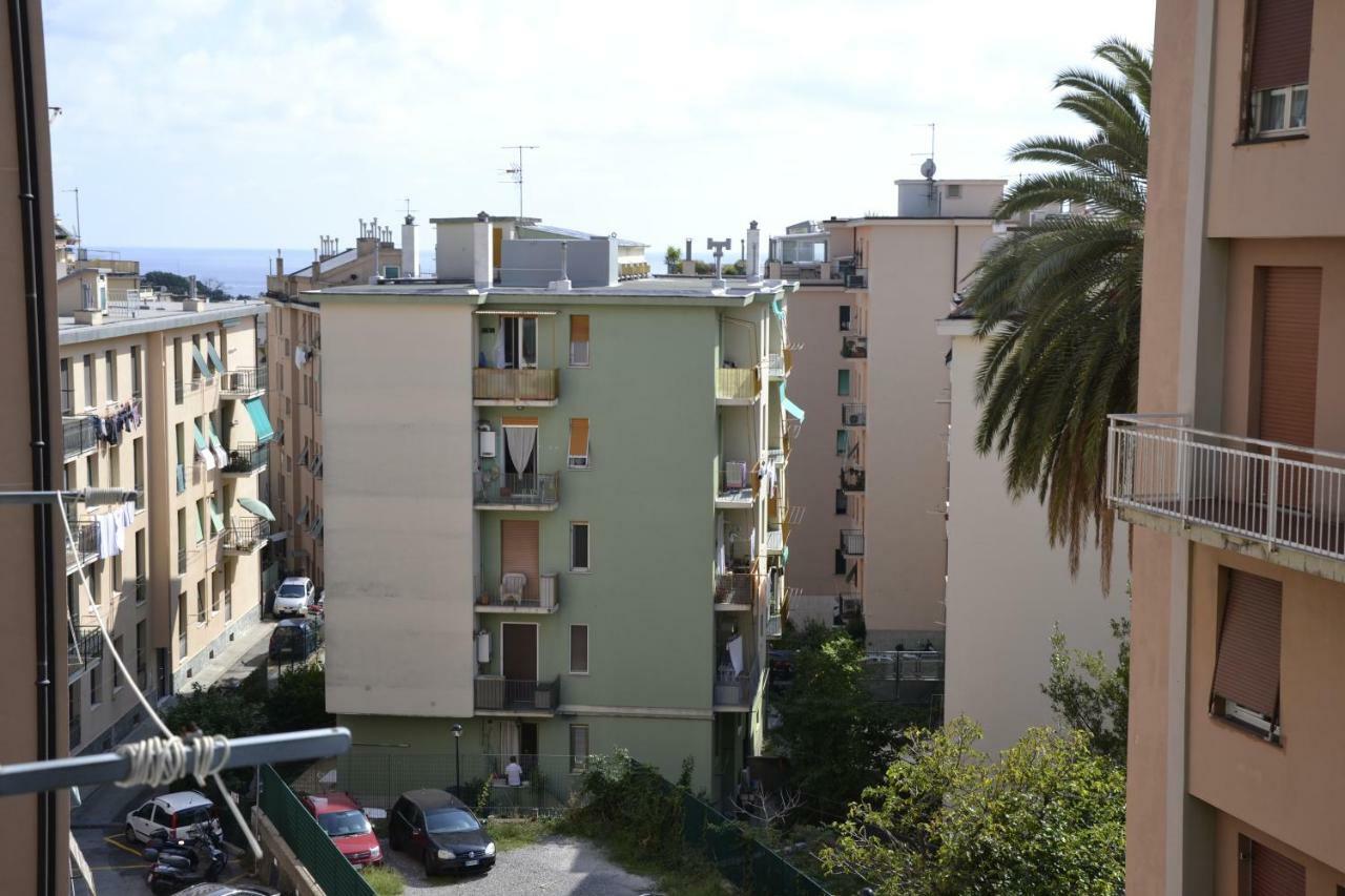 Il Nido Di Quarto Con Park Auto Macchine Piccole Segmento B Genua Exteriör bild